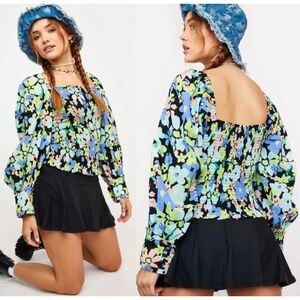 FREE PEOPLE Ariana Smocked Floral Top Boho Cottage Hippie Festival Cropped Small